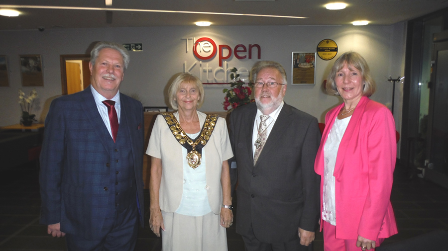 Barnsley Mayor group